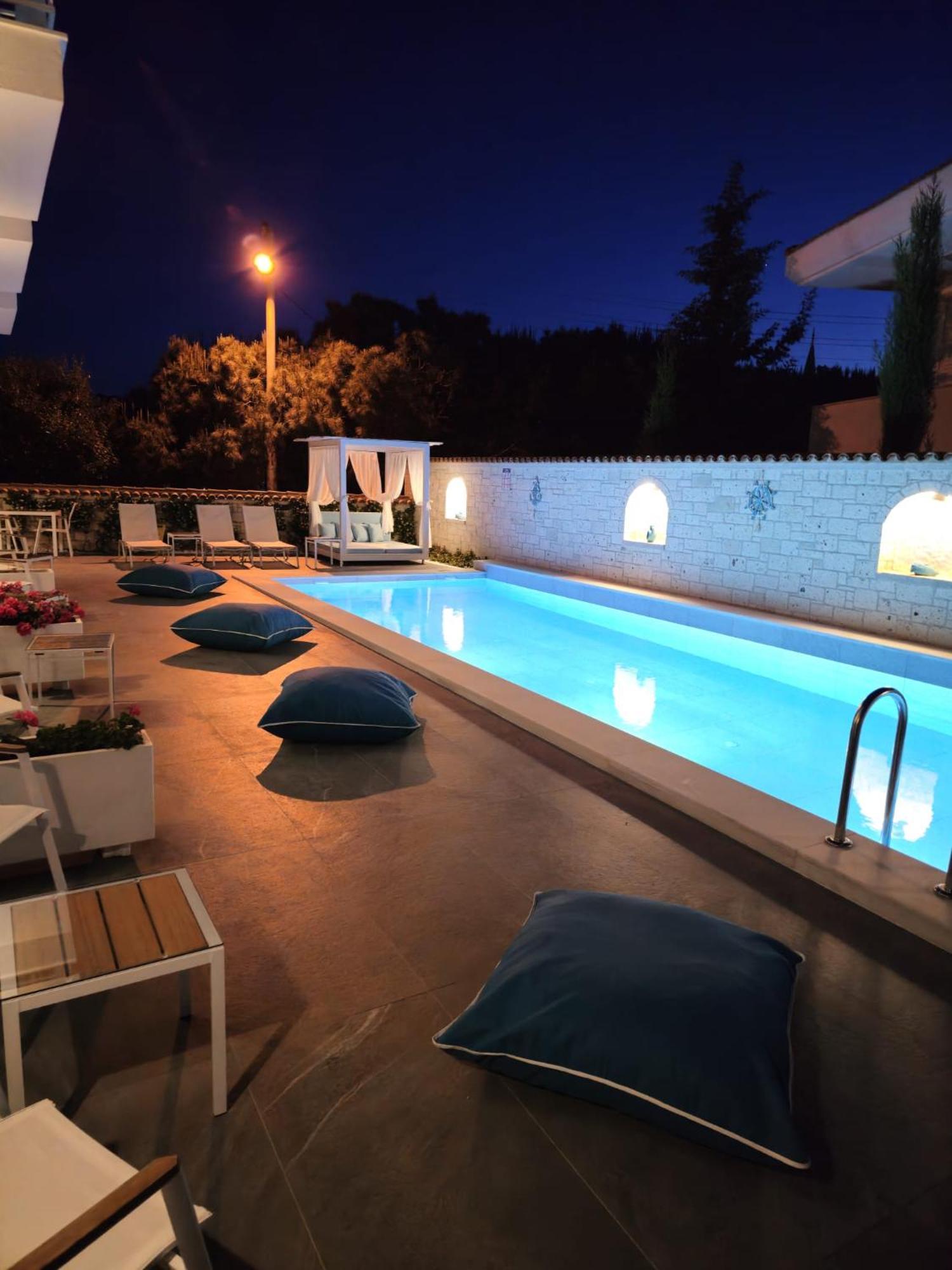 Bahar Butik Otel Çeşme Luaran gambar